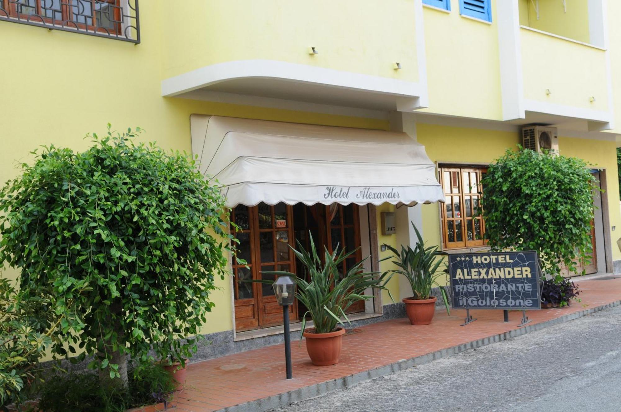 Hotel Alexander Santa Domenica Talao Exterior foto